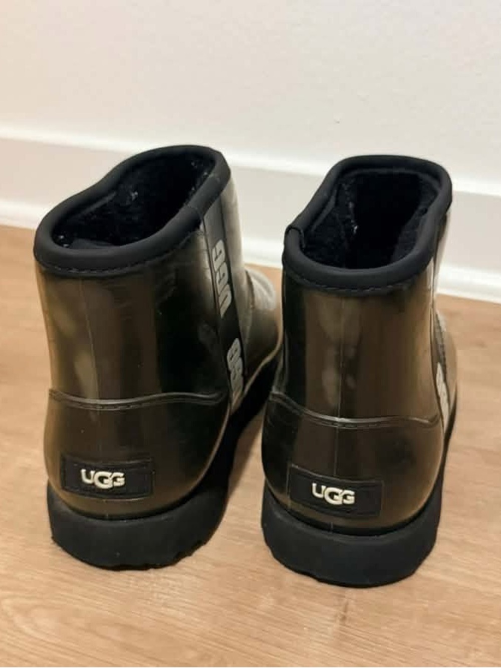 Ugg Classic Clear Mini II Boot - Picture 6 of 6